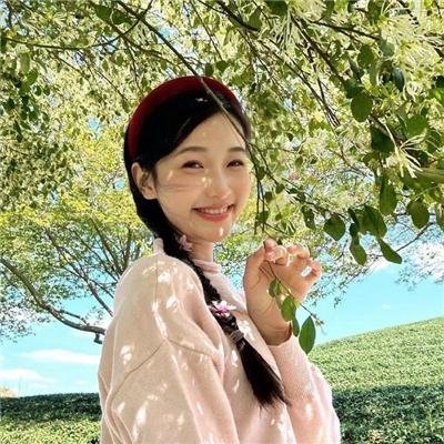 清潭少女 海报